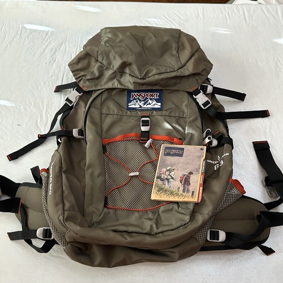JanSport GRIZZLY BEAR 63 - New Cilantro Grn - Picture 12 of 16